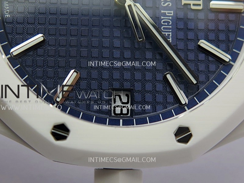 Royal Oak 15500 White Ceramic APSF 1:1 Best Edition Blue Dial On White Ceramic Bracelet SA4302 Super Clone