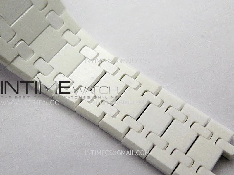 Royal Oak 15500 White Ceramic APSF 1:1 Best Edition Blue Dial On White Ceramic Bracelet SA4302 Super Clone
