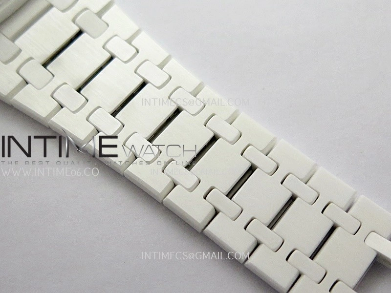 Royal Oak 15500 White Ceramic APSF 1:1 Best Edition Blue Dial On White Ceramic Bracelet SA4302 Super Clone