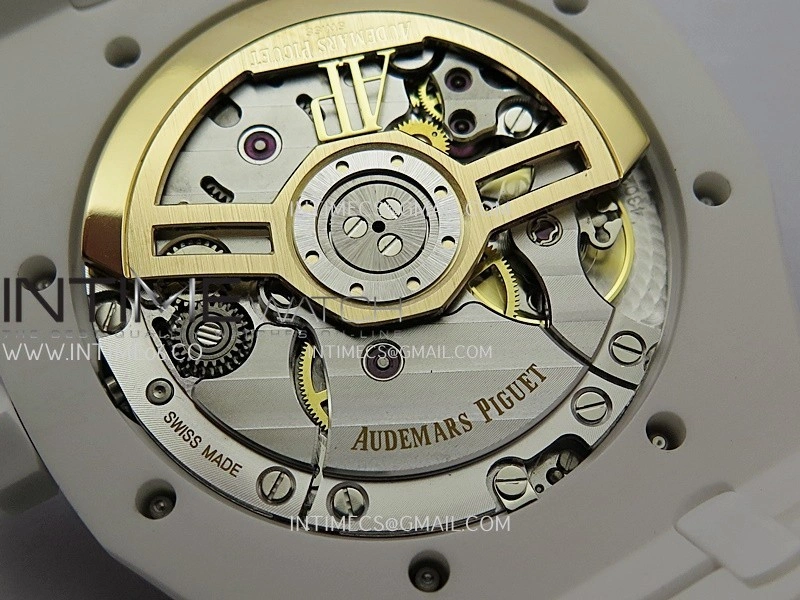 Royal Oak 15500 White Ceramic APSF 1:1 Best Edition Blue Dial On White Ceramic Bracelet SA4302 Super Clone