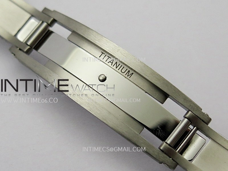 RM055 White Ceramic ZF V3 1:1 Best Edition Skeleton Dial On White Rubber Strap RMUL2 Super Clone