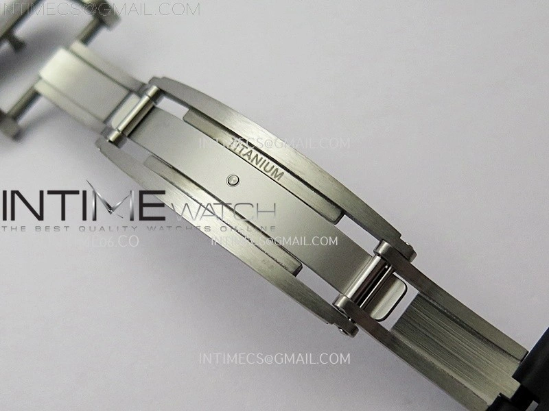 RM061-01 Yohan Blake White NTPT APSF 1:1 Best Edition on Black Rubber Strap RMUL2 Super Clone