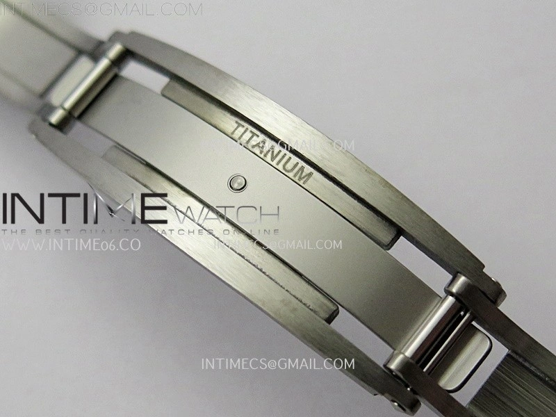 RM061-01 Yohan Blake White NTPT APSF 1:1 Best Edition on Black Rubber Strap RMUL2 Super Clone