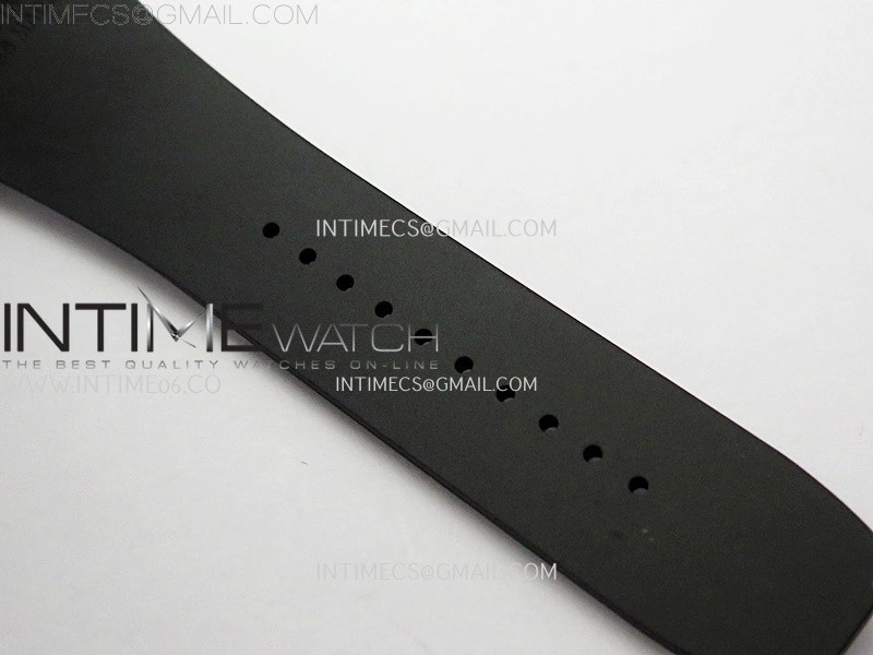 RM061-01 Yohan Blake White NTPT APSF 1:1 Best Edition on Black Rubber Strap RMUL2 Super Clone