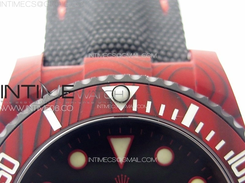 Submariner DIW Red Carbon VSF 1:1 Best Edition Black Dial on Black Nylon Strap VS3135
