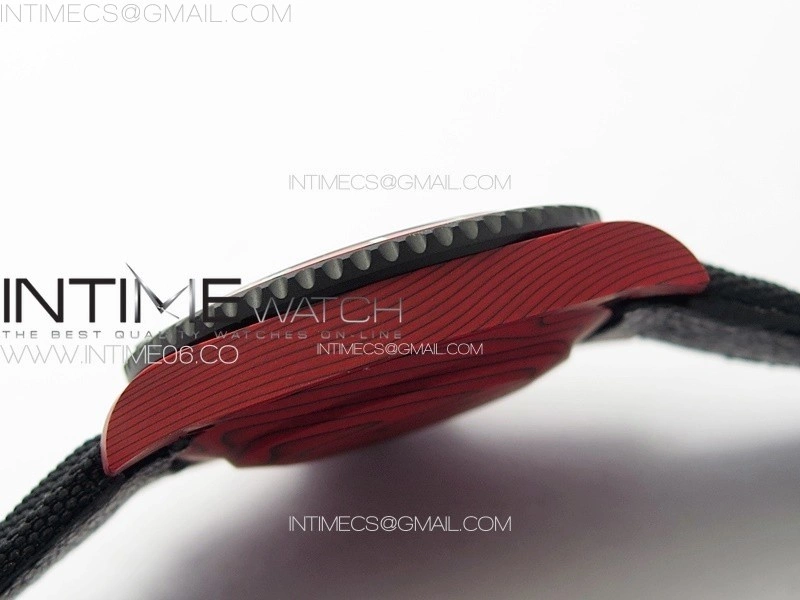 Submariner DIW Red Carbon VSF 1:1 Best Edition Black Dial on Black Nylon Strap VS3135