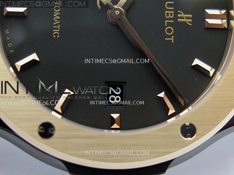 Classic Fusion 42mm Ceramic RG JJZF 1:1 Best Edition Black Dial On Black Gummy Strap