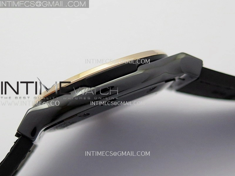 Classic Fusion 42mm Ceramic RG JJZF 1:1 Best Edition Black Dial On Black Gummy Strap