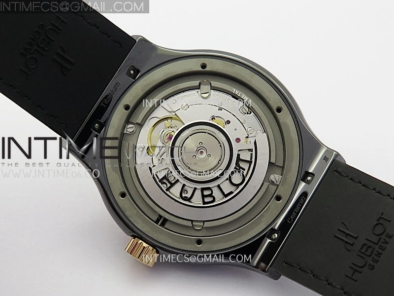 Classic Fusion 42mm Ceramic RG JJZF 1:1 Best Edition Black Dial On Black Gummy Strap