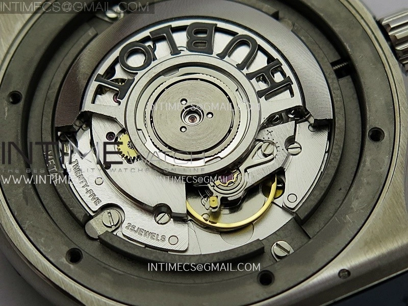 Classic Fusion 42mm Titanium JJZF 1:1 V2 Best Edition Blue Dial On Blue Gummy Strap