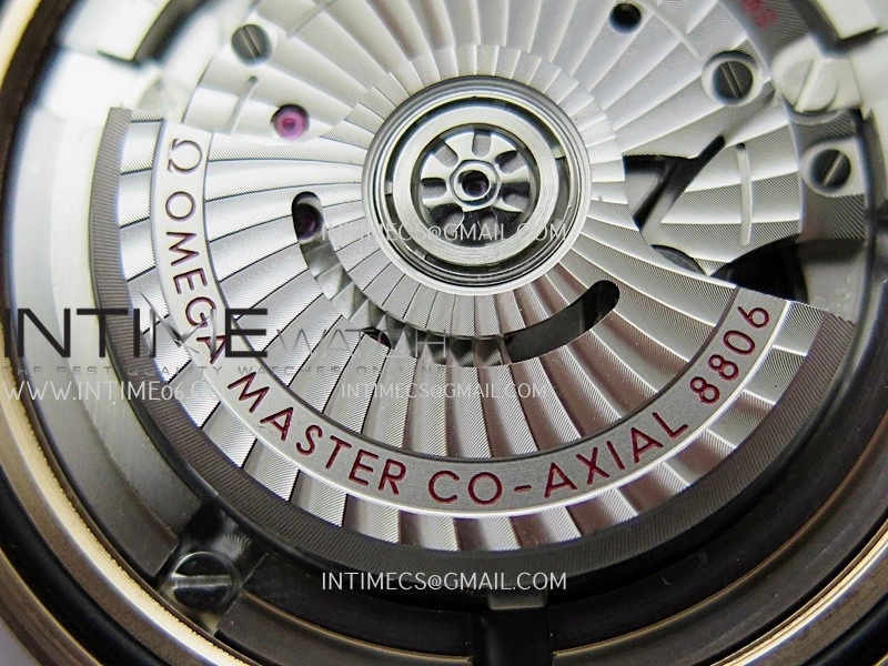 Seamaster 300M Diver Rose Gold VSF 1:1 Best Edition Black Dial on Mesh Bracelet A8806