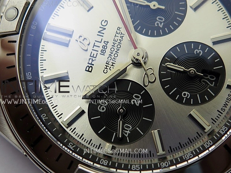 Chronomat B01 42mm SS TF 1:1 Best Edition Silver Dial Black Subdial on SS Bracelet A7750