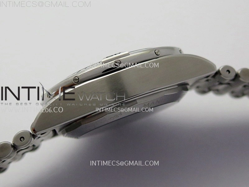 Chronomat B01 42mm SS TF 1:1 Best Edition Silver Dial Black Subdial on SS Bracelet A7750