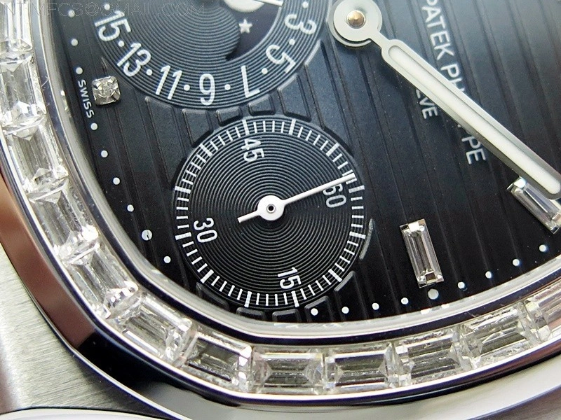 Nautilus 5724G SS T Crystals 3EF Best Edition Blue Dial on Blue Leather Strap A240