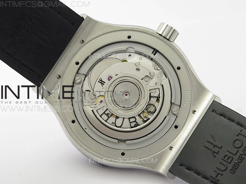 Classic Fusion 42mm SS Paved Diamonds Case And Bezel B50F Paved Diamonds Dial On Black Gummy Strap A2892