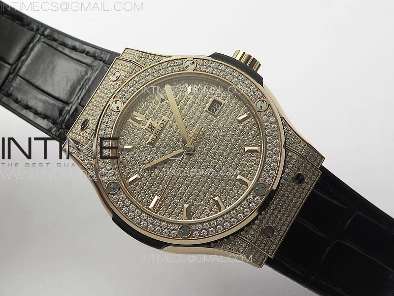 Classic Fusion 42mm RG Paved Diamonds Case And Bezel B50F Paved Diamonds Dial On Black Gummy Strap A2892