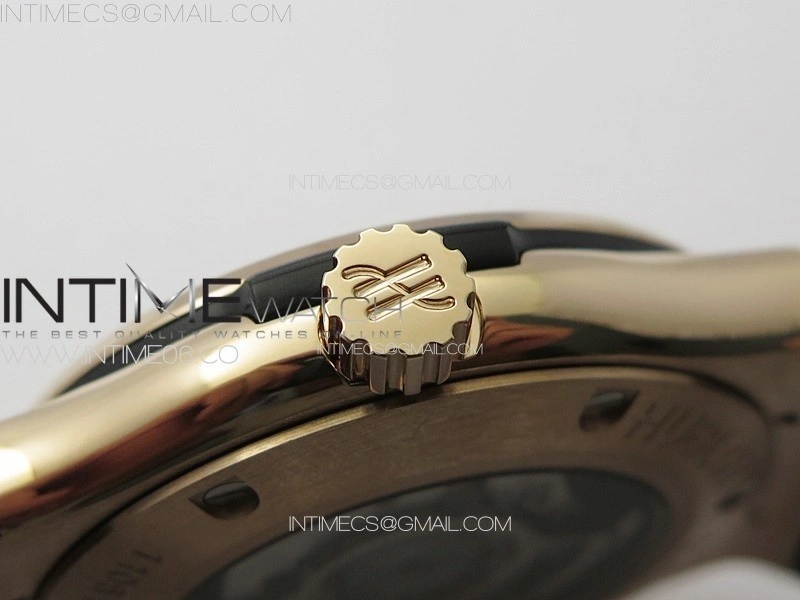 Classic Fusion 42mm RG Paved Diamonds Case And Bezel B50F Paved Diamonds Dial On Black Gummy Strap A2892