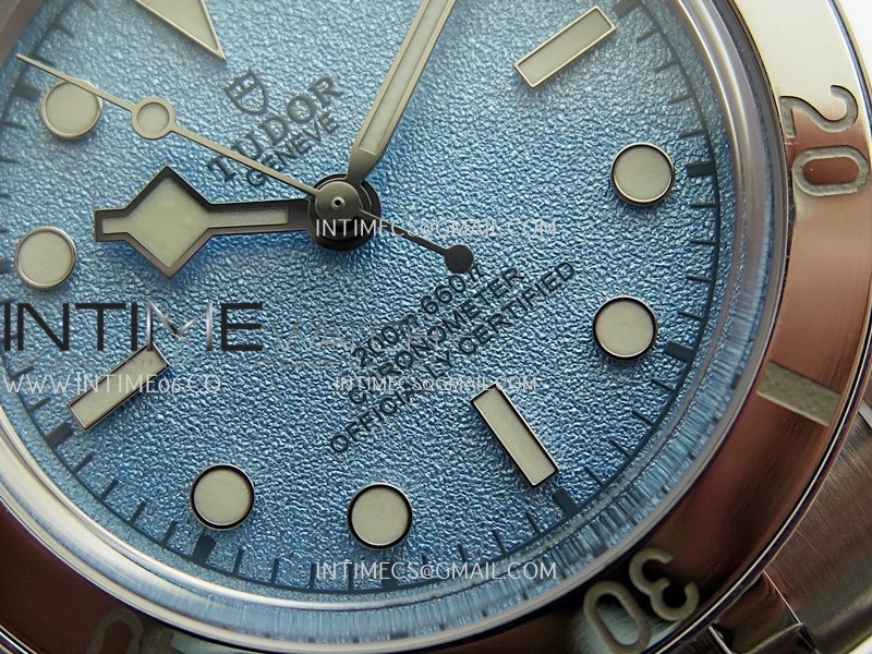 Heritage Black Bay M79000N 37mm SS ZF 1:1 Best Edition Lagoon Blue Dial On Jubilee Bracelet A2824