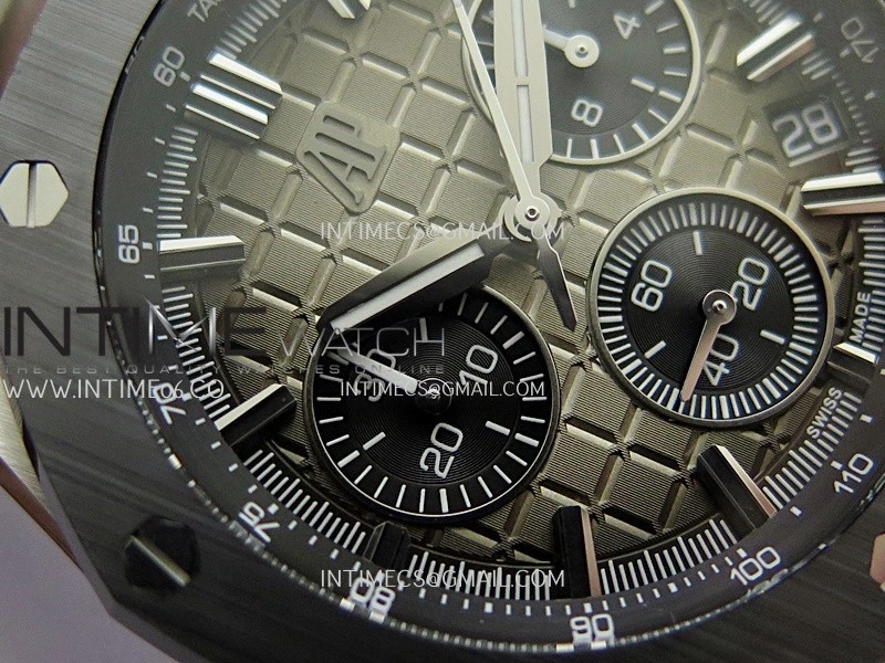 Royal Oak Offshore 43mm 26420 Ceramic Bezel SS DDF 1:1 Smoke Light Brown Dial On Gray Rubber Strap DD4401 Super Clone