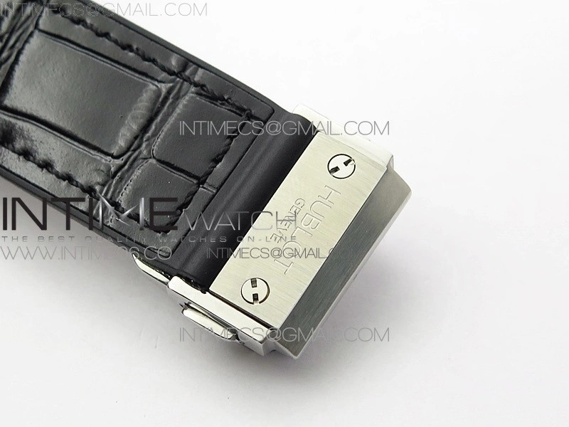 Classic Fusion 42mm SS Paved Diamonds Bezel B50F Black Dial On Black Gummy Strap A2892