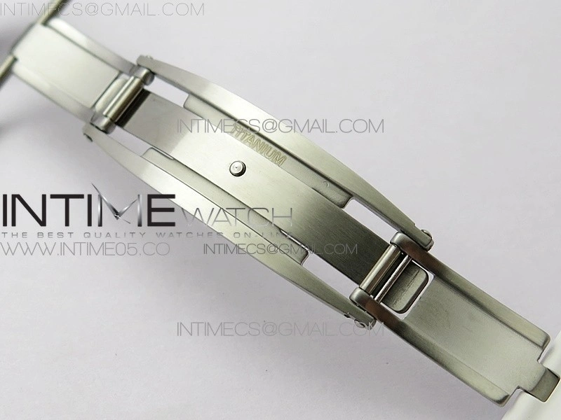 RM055 White Ceramic KVF Best Edition Skeleton Dial Black Crown on White Rubber Strap MIYOTA8215 V3