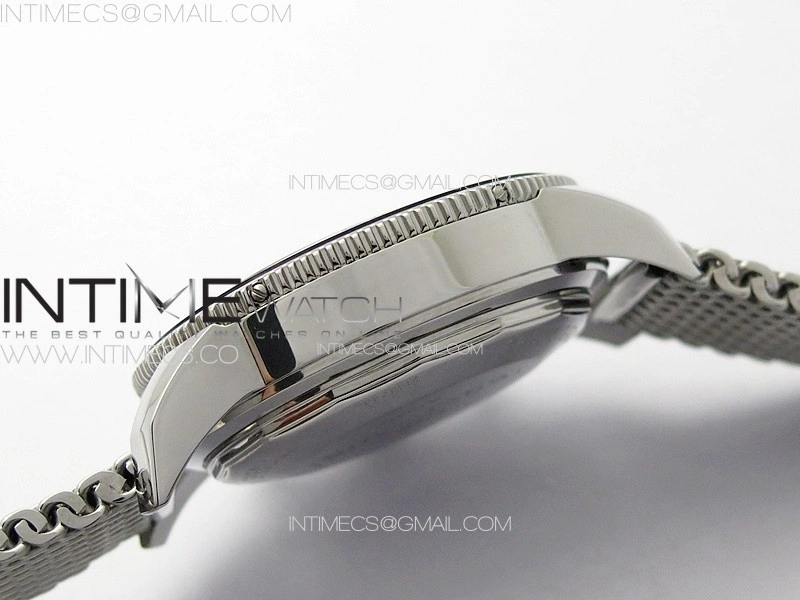 SuperOcean 46mm Black Ceramic Bezel B50 Best Edition Green Dial Green Subdials on SS Bracelet A7750