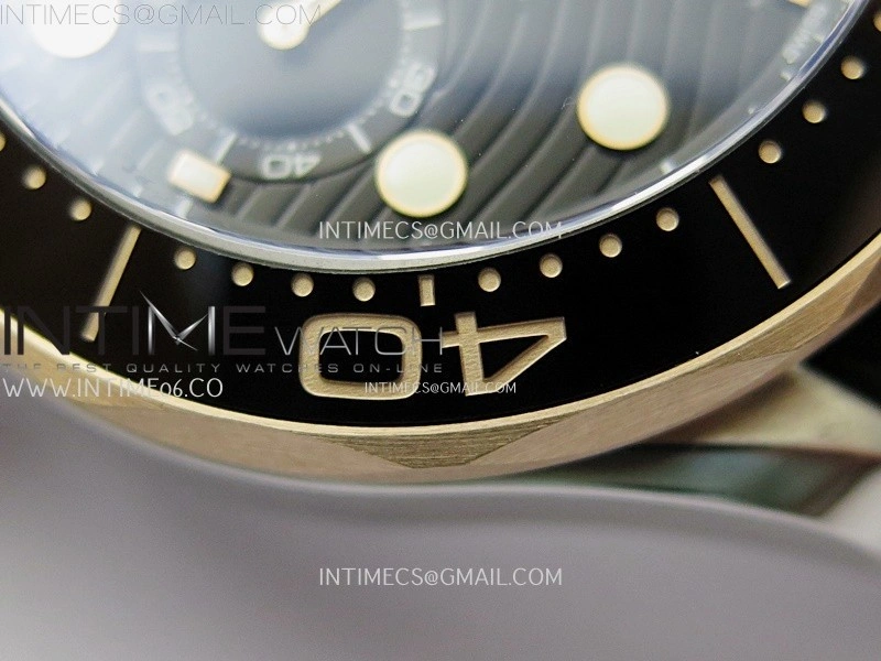 Seamaster 300M Chrono Black Ceramic Bezel SS RG N1F 1:1 Best Edition Black Dial on Black Rubber Strap A9900