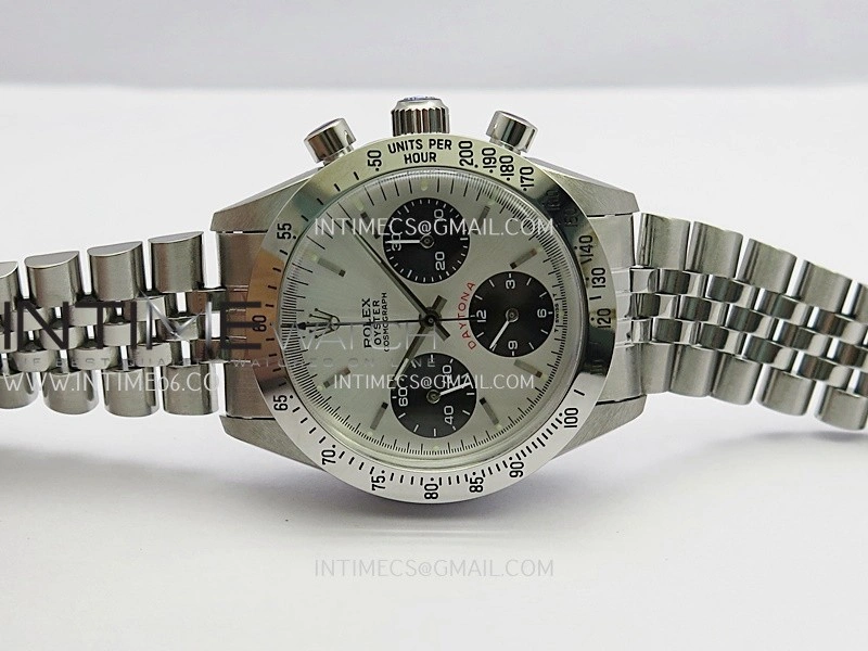 Daytona 6239 Red Daytona Word SS MSF Best Edition Silver Dial Black Subdials On SS Jubilee Bracelet Venus 75