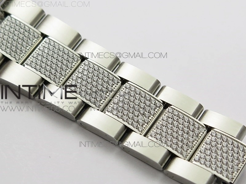 GMT Master II 126710 Red Blue T Crystal VRF Best Edition Black Dial On SS Paved Crystal Bracelet 3186 CHS