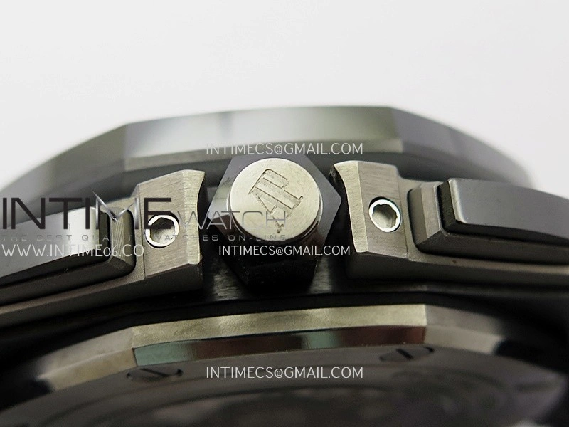 Royal Oak Offshore 44mm Black Ceramic APJF 1:1 Best Edition Black Dial on Black Rubber Strap A3126