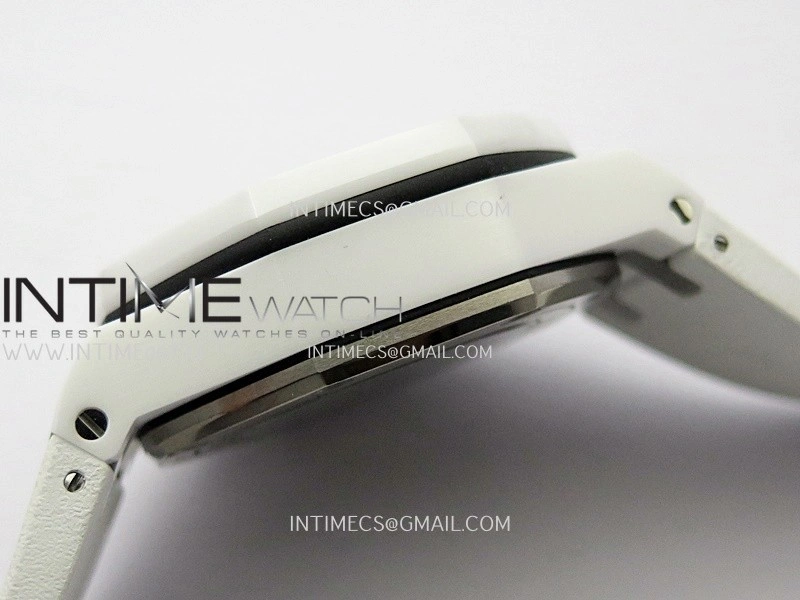 Royal Oak Offshore 44mm White Ceramic APJF 1:1 Best Edition White Dial On White Rubber Strap A3126