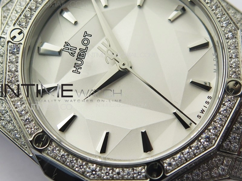 Classic Fusion Orlinski SS Full Real Diamonds B50F 1:1 Best Edition White Faceted Dial on Black Rubber Strap A2892