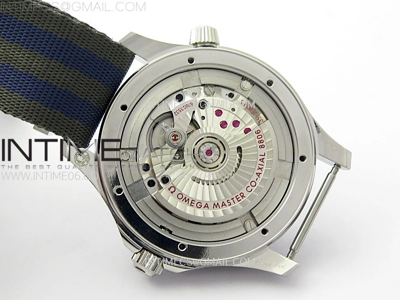 Seamaster Diver 300M 007 B50F Blue Ceramic Blue wave textured Dial on Nylon A8806