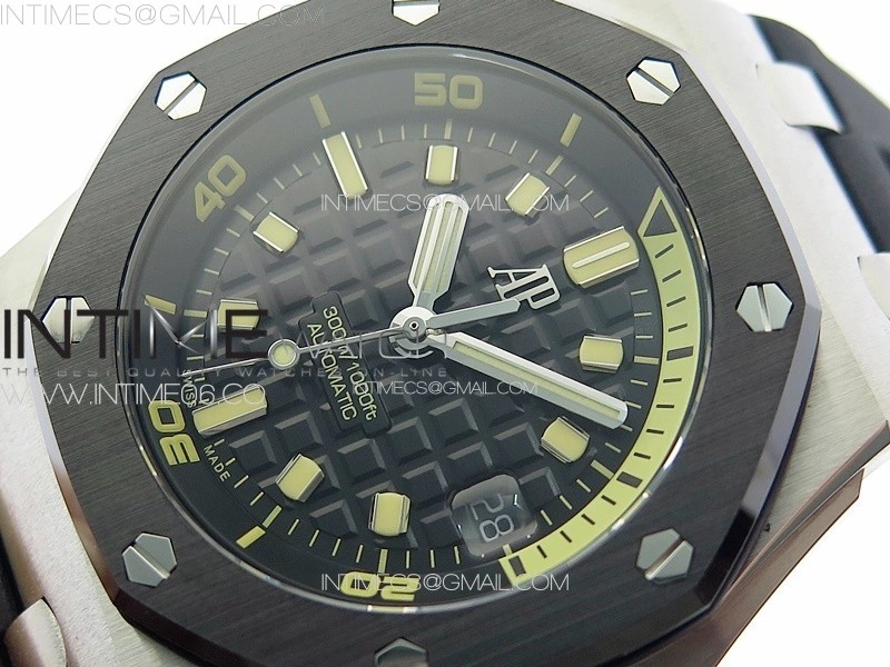 Royal Oak Offshore Diver 15720 Ceramic Bezel ZF 1:1 Best Edition Black Dial on Black Rubber Strap A4308