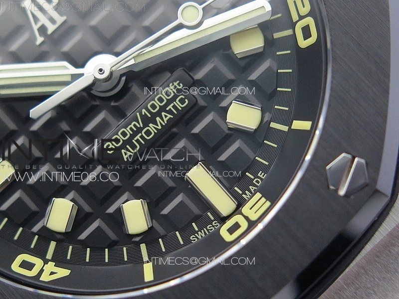 Royal Oak Offshore Diver 15720 Ceramic Bezel ZF 1:1 Best Edition Black Dial on Black Rubber Strap A4308