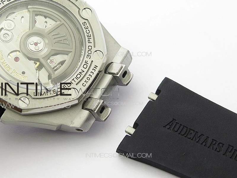 Royal Oak Offshore Diver 15720 Ceramic Bezel ZF 1:1 Best Edition Black Dial on Black Rubber Strap A4308