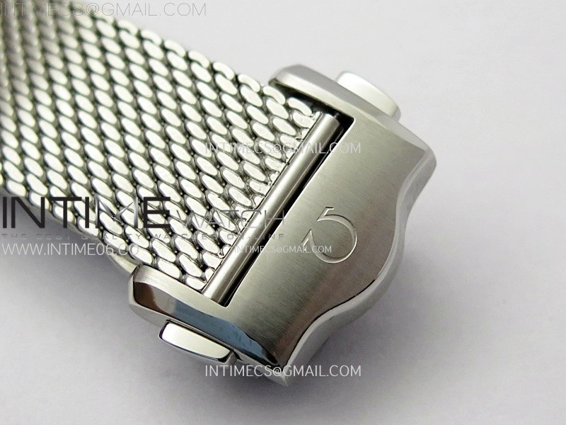 Seamaster 300M 42mm James Bond 60th anniversary VSF Best Edition on Mesh Bracelet A8806