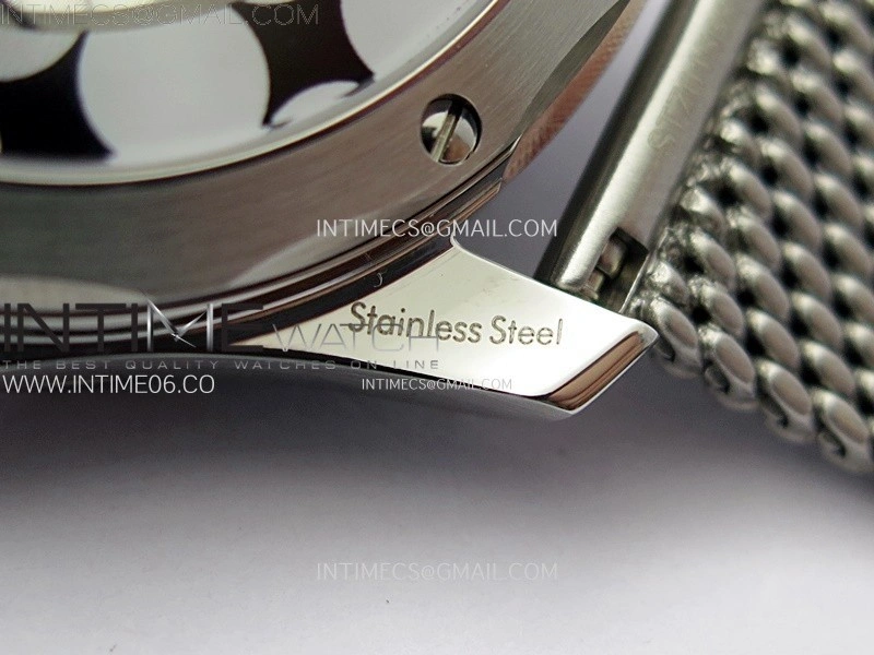 Seamaster 300M 42mm James Bond 60th anniversary VSF Best Edition on Mesh Bracelet A8806