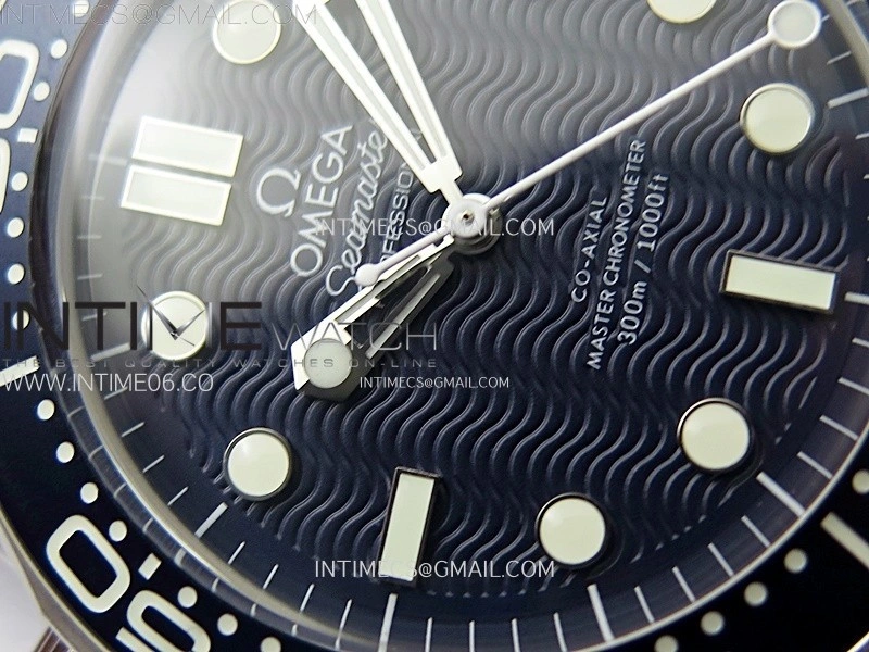 Seamaster Diver 300M 007 B50F Blue Ceramic Blue wave textured Dial on SS Bracelet A8806
