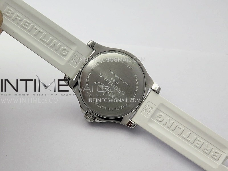 SuperOcean Automatic 36mm TF 1:1 Best Edition White Dial On White Rubber Strap A2824