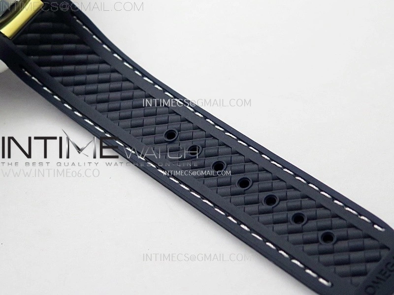 Aqua Terra 150M Master Chronometers N1F Best Edition White Textured Dial Blue Markers on Blue Rubber Strap A8900