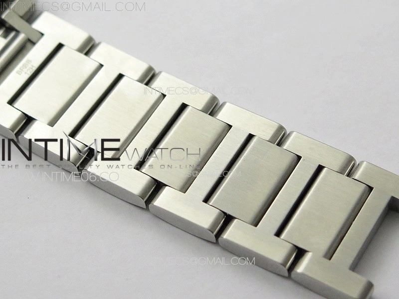 Tank Louis Ladies 25mm SS Dia Bezel 8848F 1:1 Best Edition White Dial on SS Bracelet Ronda Quartz