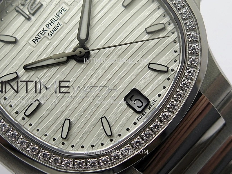 Nautilus 7118 New Version Ladies Diamonds Bezel PPF 1:1 Best Edition White Dial on SS Bracelet A324 Super Clone