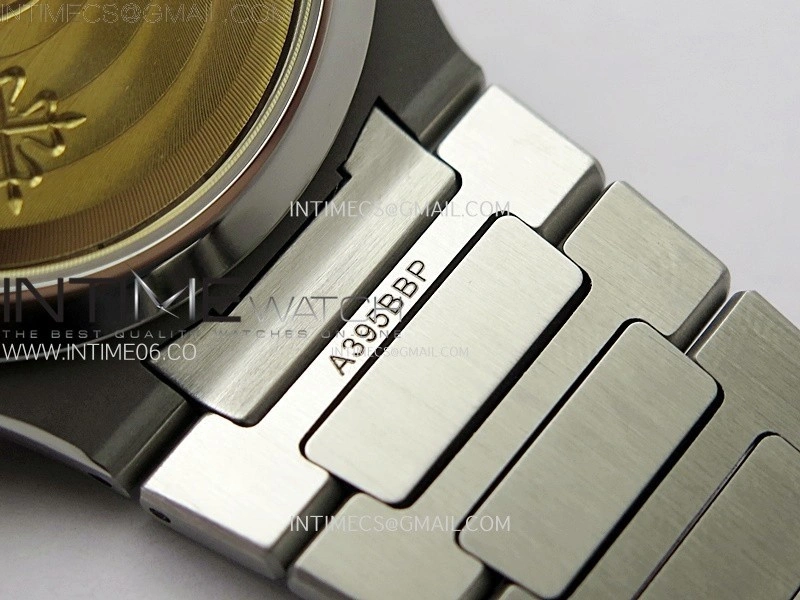 Nautilus 7118 New Version Ladies Diamonds Bezel PPF 1:1 Best Edition White Dial on SS Bracelet A324 Super Clone
