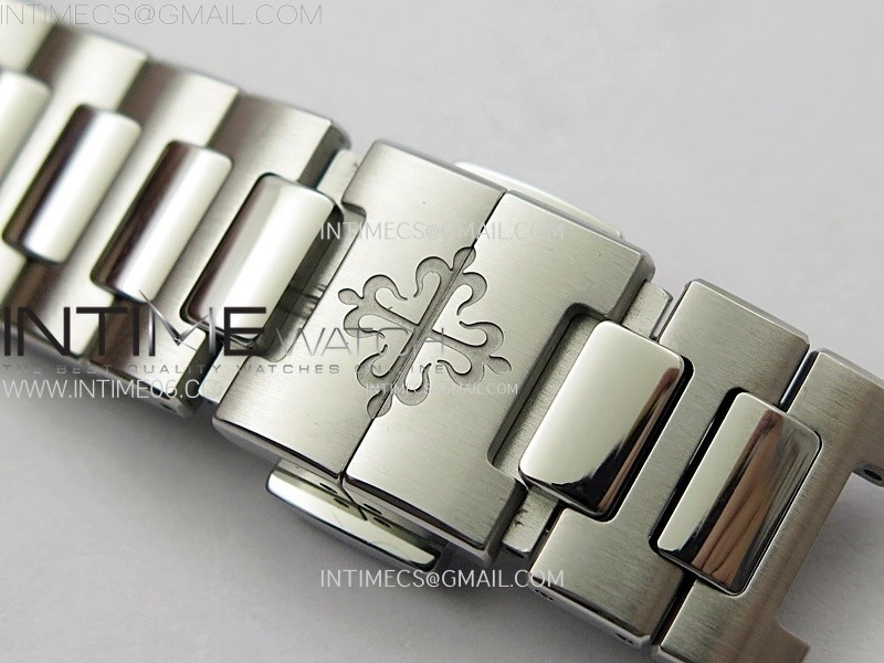 Nautilus 7118 New Version Ladies PPF 1:1 Best Edition White Dial on SS Bracelet A324 Super Clone