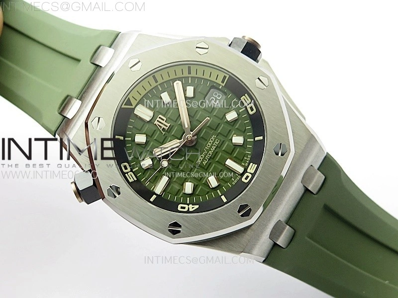 Royal Oak Offshore Diver 15720 APSF 1:1 Best Edition Green Dial on Green Rubber Strap SA4308