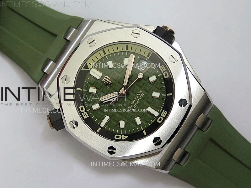 Royal Oak Offshore Diver 15720 APSF 1:1 Best Edition Green Dial on Green Rubber Strap SA4308