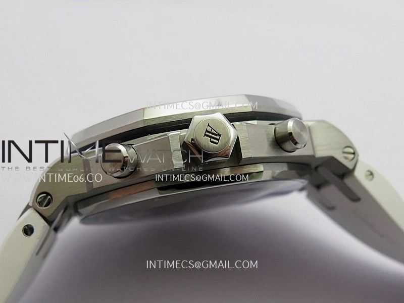 Royal Oak Offshore 37mm 26231 SS APSF 1:1 Best Edition White Dial On White Rubber Strap A2385
