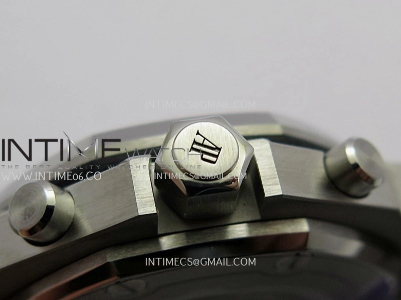 Royal Oak Offshore 37mm 26231 SS APSF 1:1 Best Edition White Dial On White Rubber Strap A2385