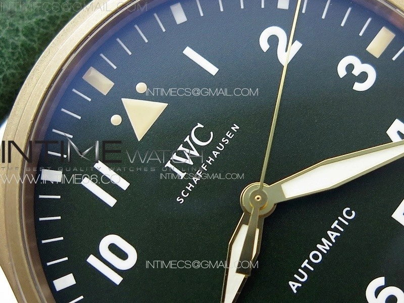 Big Pilot IW329702 Bronzo B12 Best Edition Green Dial on Brown Leather Strap A2824